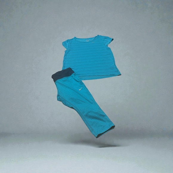 Nike Other - Nike Turquoise Workout Top and capris leggings
